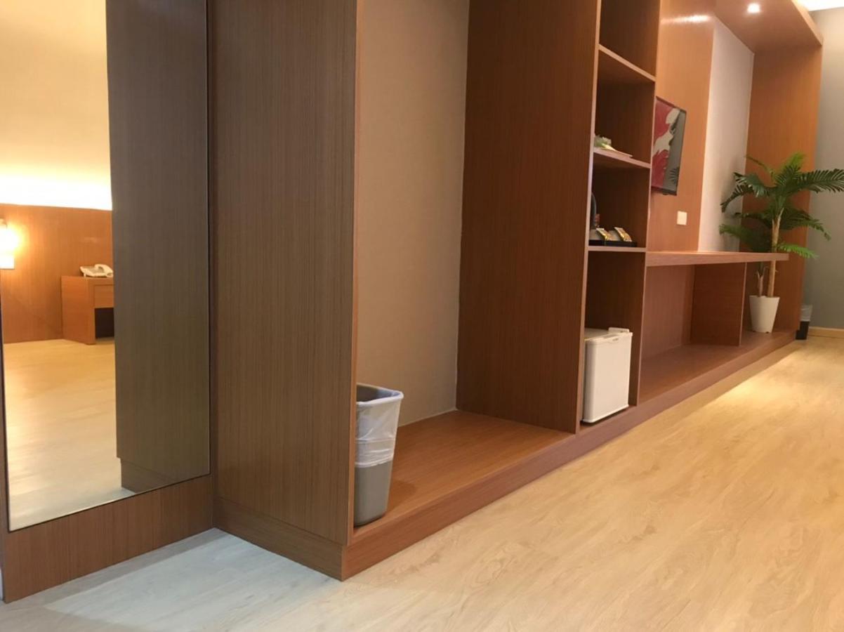 Kluang Riverview Hotel Eksteriør bilde
